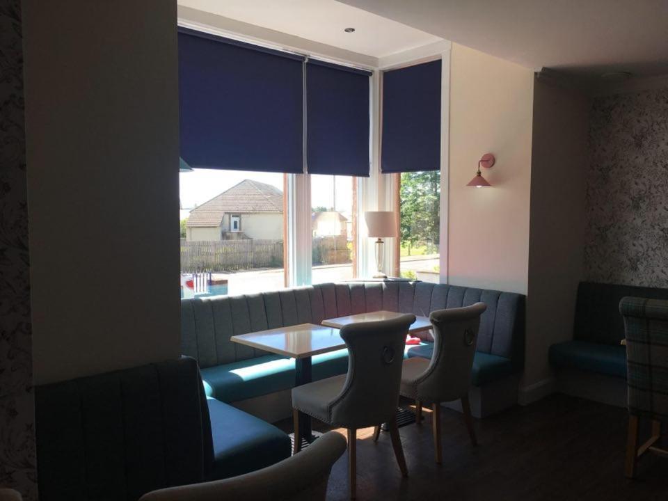Oyo Douglas Hotel Kilmarnock Kültér fotó