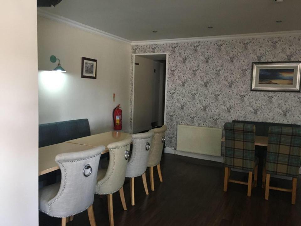 Oyo Douglas Hotel Kilmarnock Kültér fotó