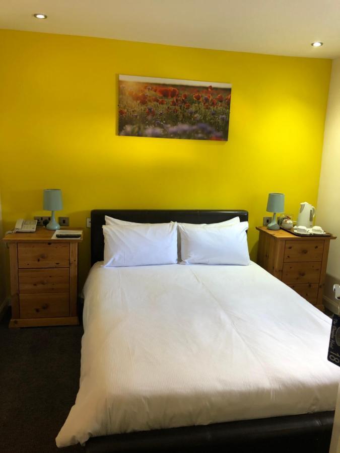 Oyo Douglas Hotel Kilmarnock Kültér fotó
