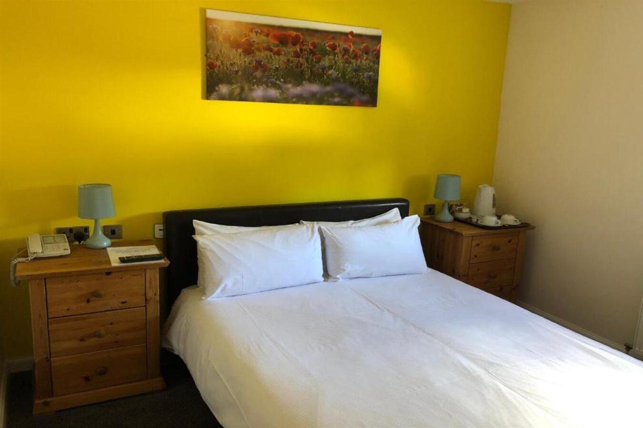 Oyo Douglas Hotel Kilmarnock Kültér fotó