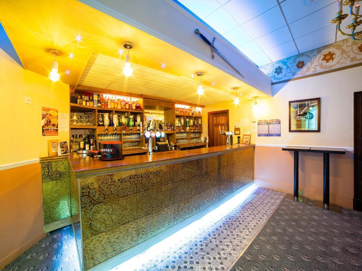 Oyo Douglas Hotel Kilmarnock Kültér fotó
